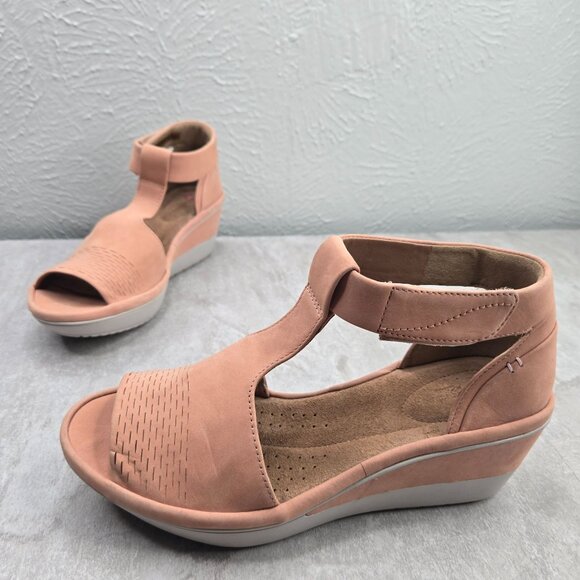 Clarks Blush Pink T-Strap Wedge Sandals - Picture 1 of 11
